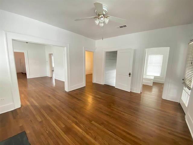 property at 4922 Reiger Ave