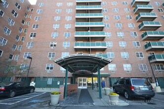 131 Freeman St, Unit 732 in Brookline, MA - Building Photo - Building Photo