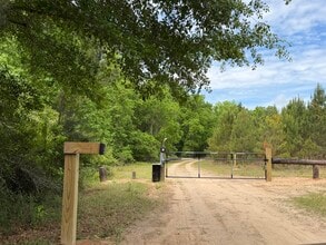 209 Verdi Ln in Springfield, SC - Building Photo - Building Photo