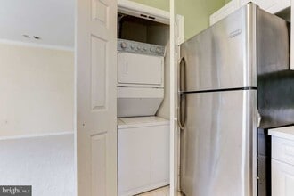12903 Alton Sq, Unit 201 in Herndon, VA - Building Photo - Building Photo