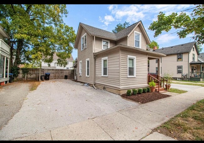 418 Olive St, Unit 418 olive street 1 in Ypsilanti, MI - Foto de edificio - Building Photo