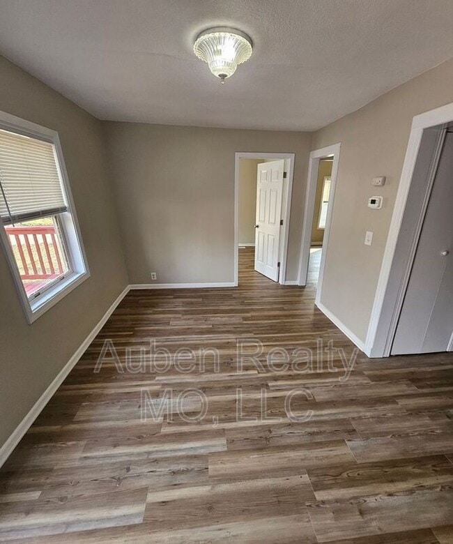 5126 Booth Ave in Kansas City, MO - Building Photo - Building Photo