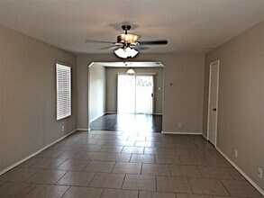 13426 Purdue Vly in San Antonio, TX - Building Photo - Building Photo