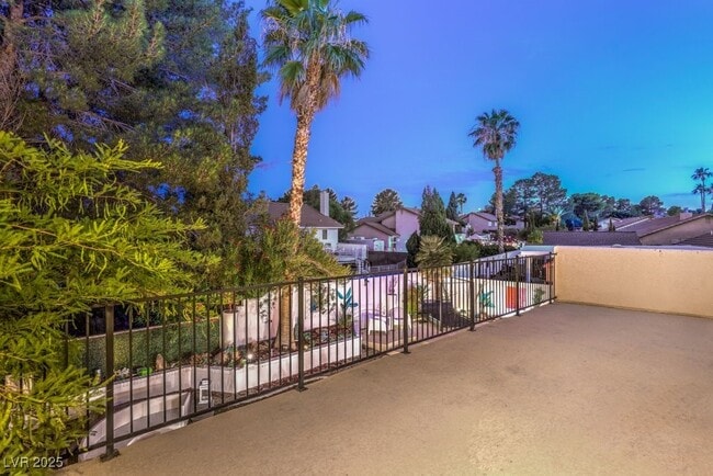 property at 3179 Paintedhills Ave