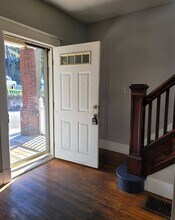 2407 Maple Ave in Pittsburgh, PA - Building Photo - Building Photo
