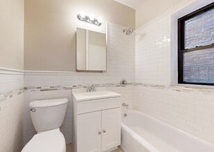 Lexington Avenue in New York, NY - Building Photo - Building Photo