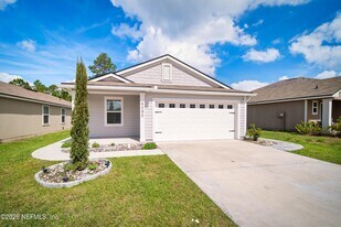 6092 Bucking Bronco Dr in Jacksonville, FL - Building Photo