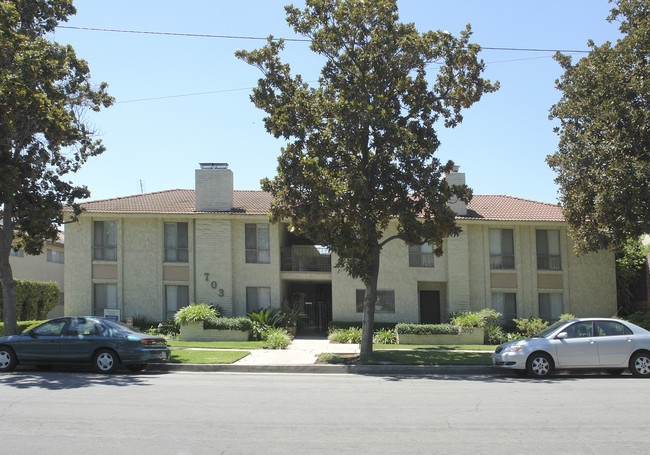 703 N Stoneman Ave in Alhambra, CA - Building Photo - Building Photo