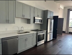 90 Washington St in Taunton, MA - Building Photo - Building Photo