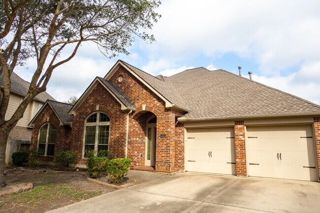 5211 Belvedere Dr in Rosenberg, TX - Building Photo - Building Photo