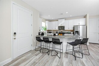 1527 Caldera Ct in Clearwater, FL - Building Photo - Building Photo