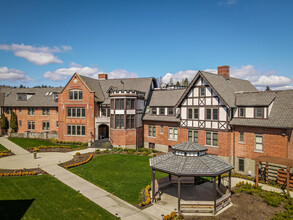 Bristol View Apartments in Tacoma, WA - Building Photo - Building Photo