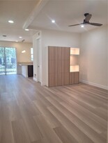 6959 Long Pine Cir in Coconut Creek, FL - Building Photo - Building Photo