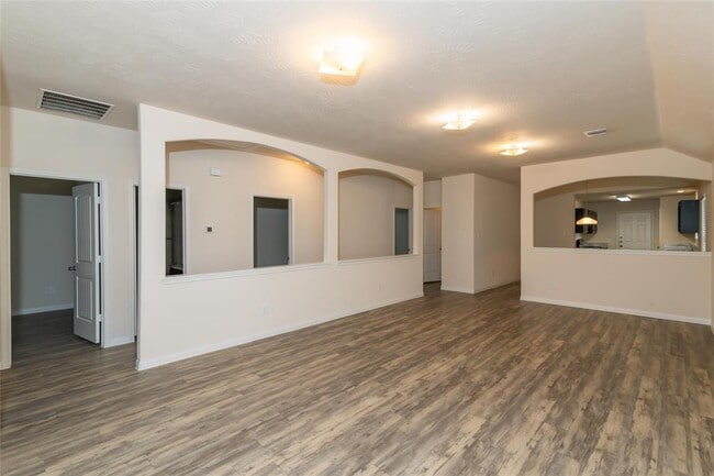 10303 Van Hut Ln in Houston, TX - Building Photo - Building Photo
