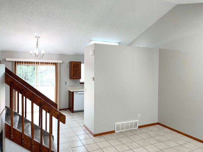365 Dix Cir in Colorado Springs, CO - Building Photo - Building Photo