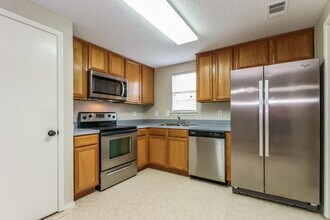 401 Meadow St in Saginaw, TX - Building Photo - Building Photo