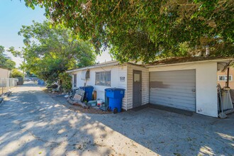 261 H St in Chula Vista, CA - Building Photo - Building Photo