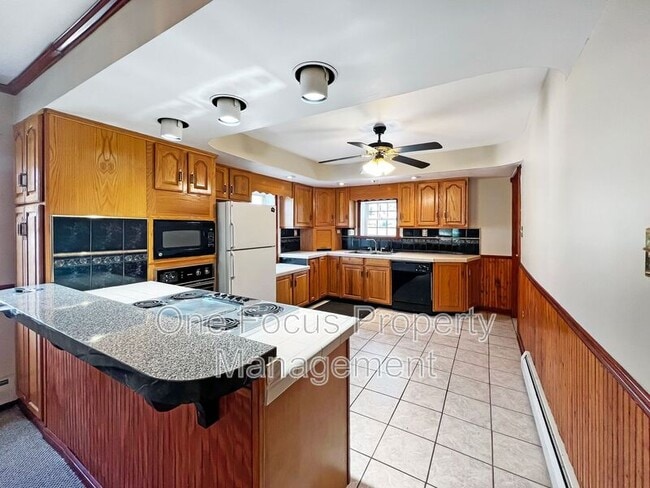2734 Dove St in Williamsport, PA - Building Photo - Building Photo