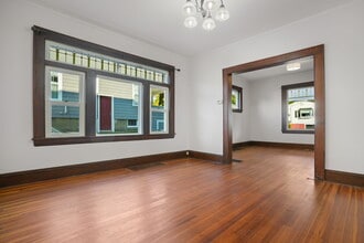 147 Park St in Stratford, CT - Building Photo - Building Photo