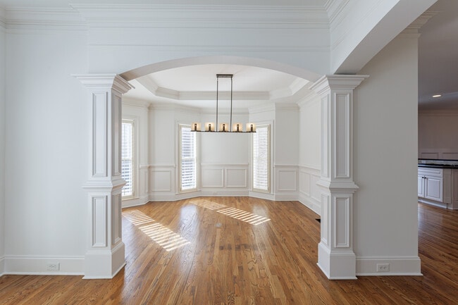 1012 Madeline Ln in Atlanta, GA - Foto de edificio - Building Photo