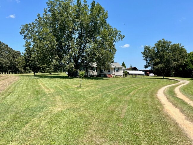 1053 New Bridge Rd in Aiken, SC - Building Photo - Building Photo