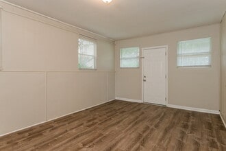 304 Citizen St in Green Cove Springs, FL - Building Photo - Building Photo