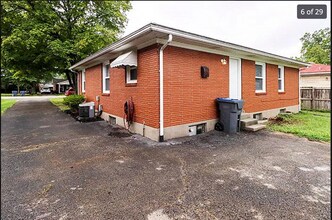 4801 Oak Park Dr in Louisville, KY - Building Photo - Building Photo