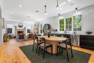 1306 Clifford Ave in Austin, TX - Building Photo - Building Photo