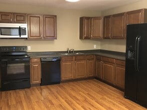 3810 Sweeten Creek Rd in Arden, NC - Building Photo - Building Photo