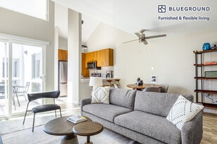 615 S Catalina Ave in Redondo Beach, CA - Building Photo