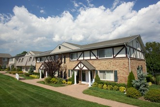 Fairfield Greens At Holbrook in Holbrook, NY - Building Photo - Building Photo