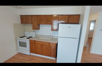 308 Kehoe Rd, Unit 4A in Clinton, MI - Building Photo - Building Photo