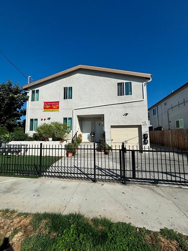 property at 539 W 93rd St