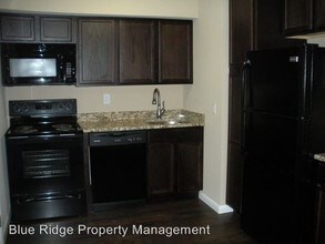 116 Lebanon Rd in Kingsport, TN - Building Photo - Building Photo