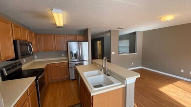 13104 Lexington Summit St in Orlando, FL - Building Photo - Building Photo