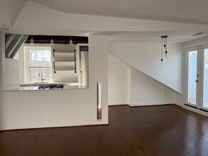 3267 N St NW in Washington, DC - Building Photo - Building Photo