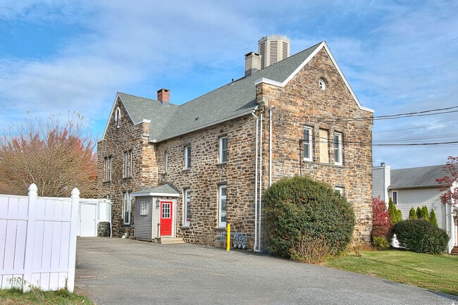 property at 300 Soundview Ave