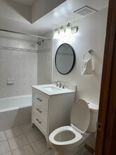 9907 W 58th St, Unit #7 in Countryside, IL - Foto de edificio - Building Photo