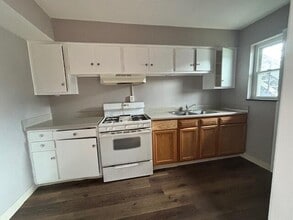 34 N Hampton Rd in Columbus, OH - Building Photo - Building Photo
