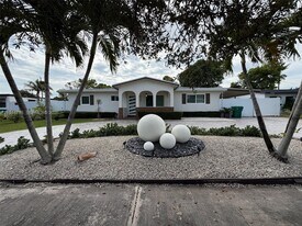 9920 Jamaica Dr in Cutler Bay, FL - Building Photo