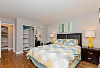6422 N Sheridan Rd in Chicago, IL - Building Photo - Building Photo