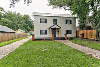 1919 NW 11th St in Oklahoma City, OK - Building Photo - Building Photo