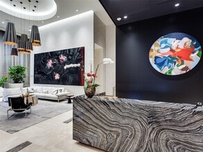 55 SW 9th St, Unit 4408 in Miami, FL - Building Photo - Building Photo