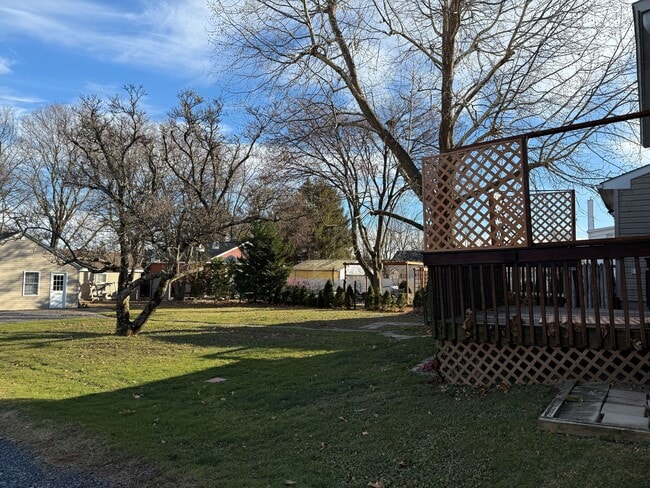 23 N Main St in Richlandtown, PA - Building Photo - Building Photo