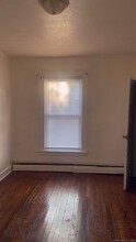 6 E Raymond St in Hartford, CT - Building Photo - Building Photo