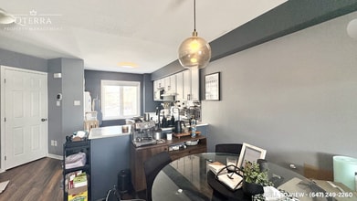 368 Moffatt Pond Crt in Ottawa, ON - Building Photo - Building Photo