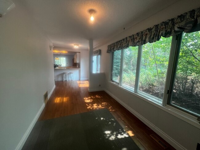 10824-10102 102 St in Fort St John, BC - Building Photo - Building Photo