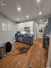 12 Bay State Rd in Allston, MA - Building Photo - Building Photo