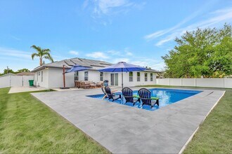 3113 SE Mall Terrace in Port St. Lucie, FL - Building Photo - Building Photo