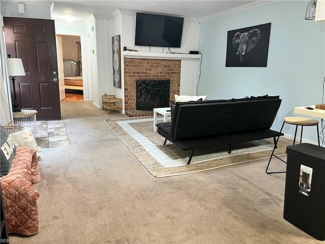 606 Ocean Lakes Dr in Virginia Beach, VA - Building Photo - Building Photo